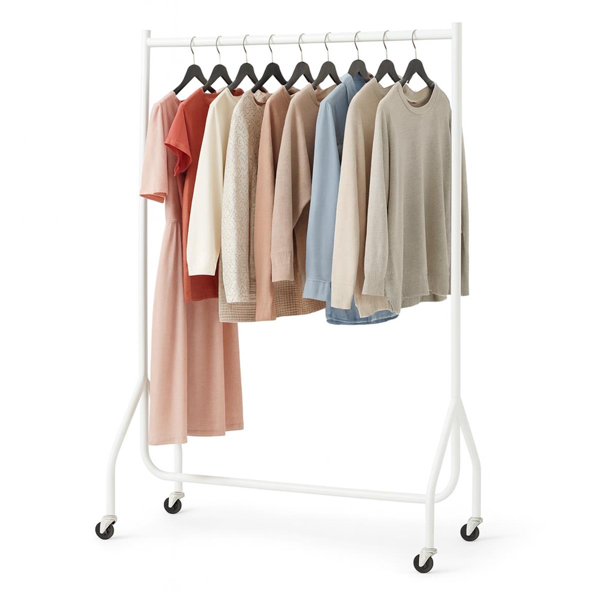 3ft x 5ft Heavy duty clothes rail in white